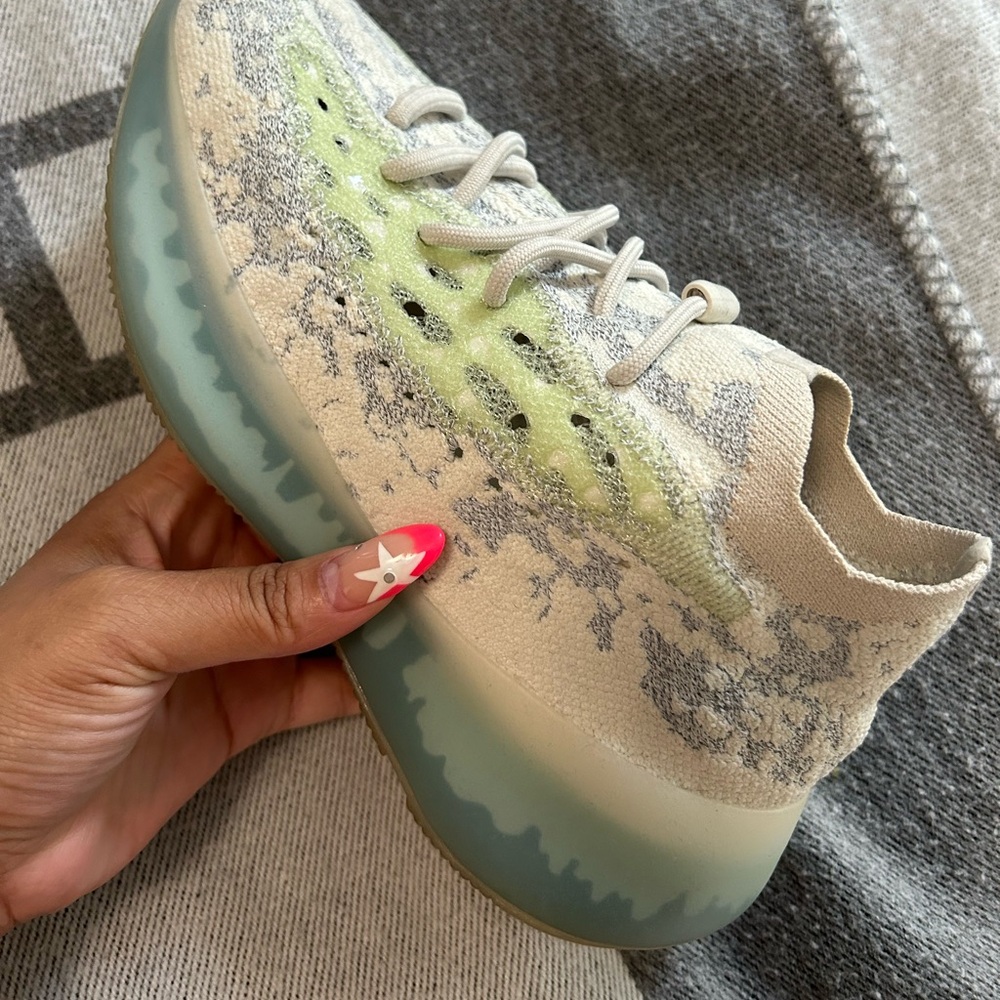 Yezzy